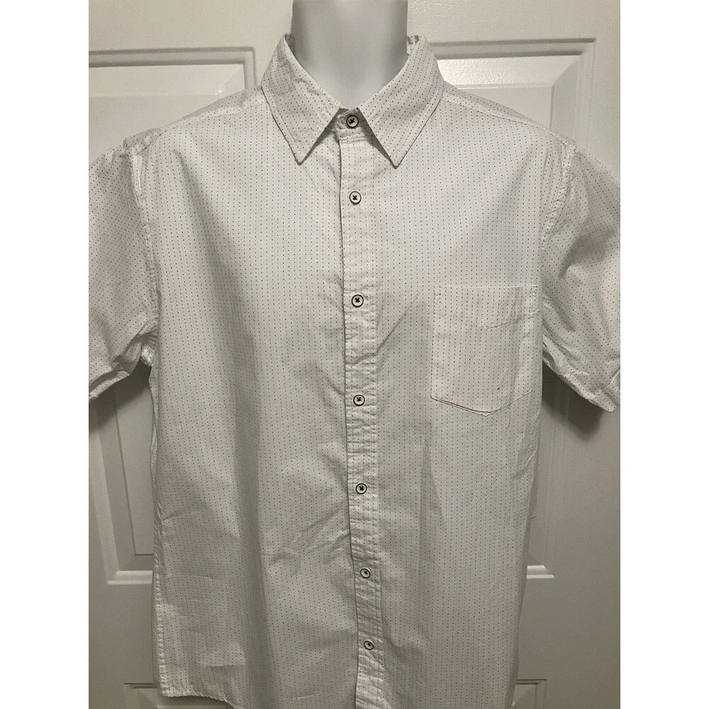 Rugby University NWT Men’s Shirt Medium/Large‎ White Button Up Short Sleeve